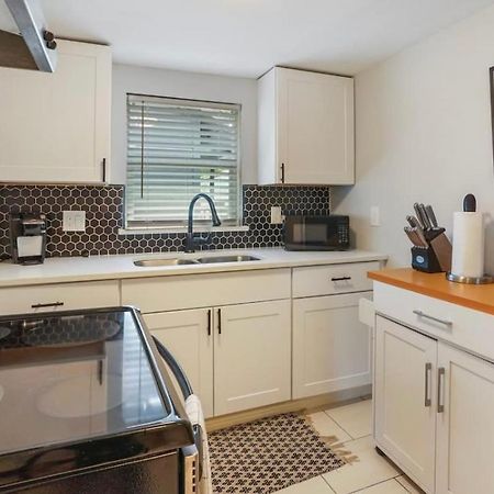 Cozy Heights 2 Bd Bungalow, Walkable Houston Exterior photo